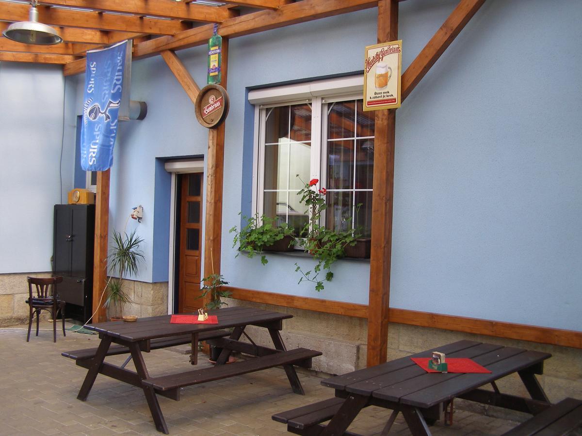 Klub U Namornika Dvůr Králové nad Labem Εξωτερικό φωτογραφία