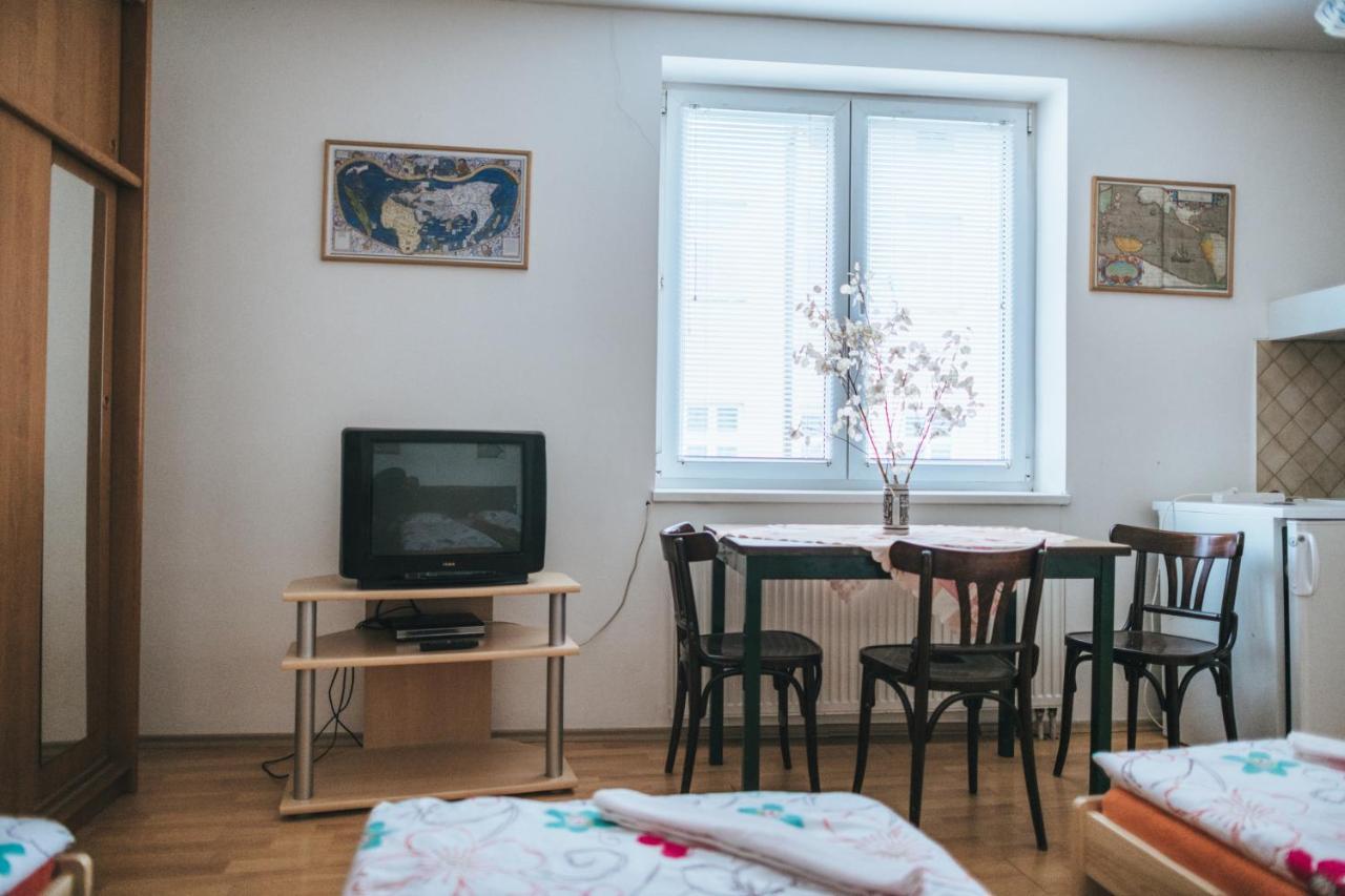 Klub U Namornika Dvůr Králové nad Labem Εξωτερικό φωτογραφία